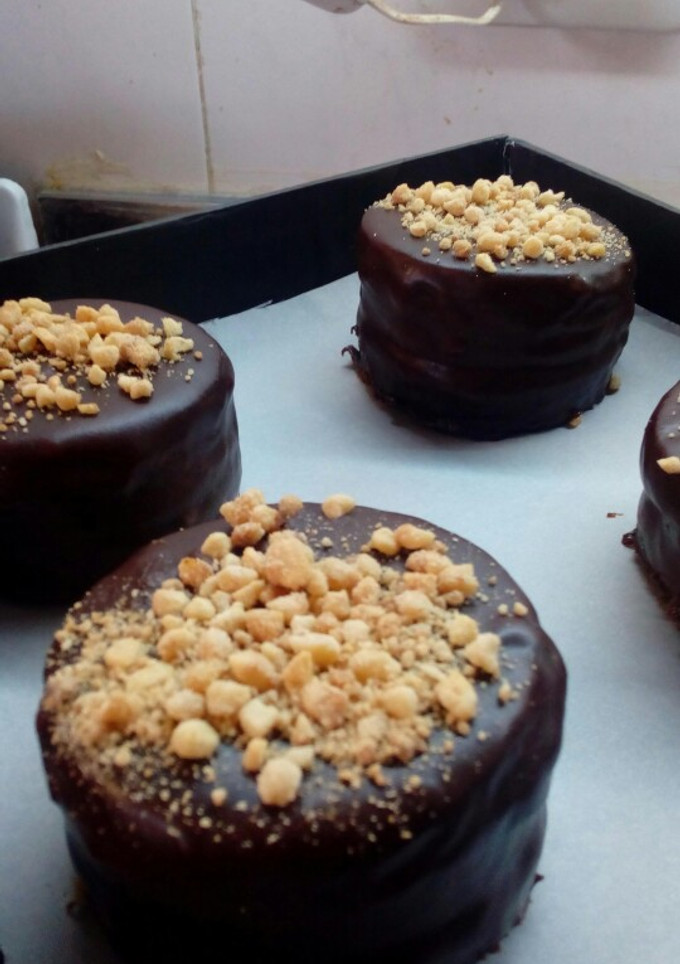 Una foto de Alfajor de chocolate relleno con nutella