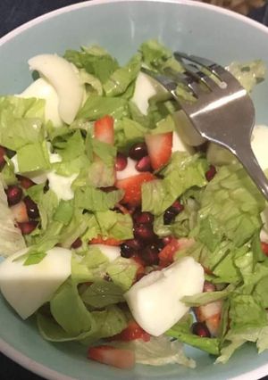 A picture of Salad.