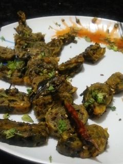 અળવી ના પાન ના પાત્રા (Patra recipe in gujarati) રેસીપી મુખ્ય ફોટો
