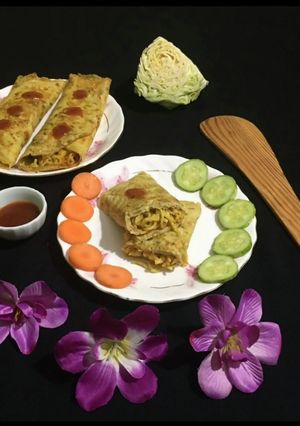A picture of Cabbage Maggi Wraps.