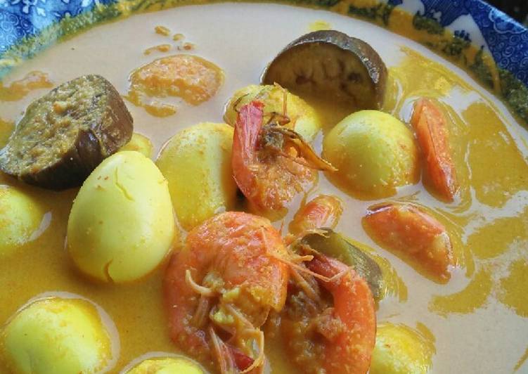 Gulai Udang Telur Puyuh