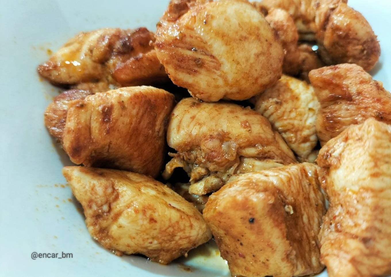 Pinchitos de pollo en adobo casero