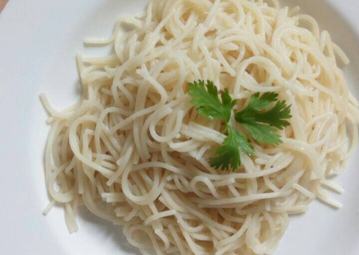 Boiled spaghetti