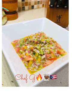 Una foto de Pícalo gallo (pico de gallo boricua) a lo Chef G 💪🏾🔥🇵🇷👨🏾🍳