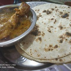 A picture of Chicken Curry.