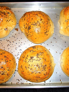 Una foto de PAN PARA HAMBURGUESAS CON SEMILLAS. JON STYLE