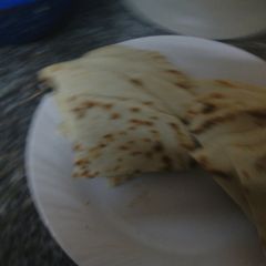 A picture of Naan.