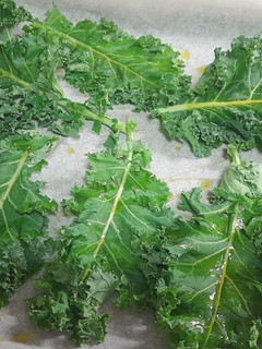 Una foto de Kale crujiente al horno