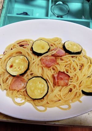 A picture of Zucchini and Bacon Pasta.