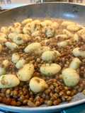 Gnocchi con lenticchie al rosmarino