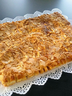 Una foto de Coca de llardons