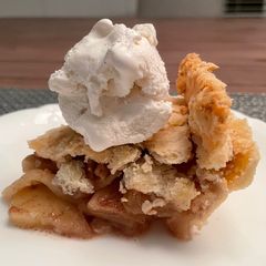 A picture of Classic Apple Pie.