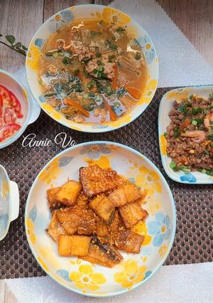 Hình của món Mâm cơm vét tủ lạnh ngày cuối tuần.