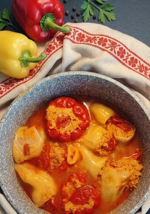 Török dolma (töltött paprika) recept fotója