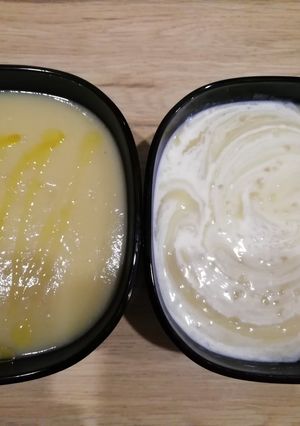 A picture of Leek, Cauliflower, and Potato Soup.