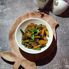 A picture of FRENCH BEANS ALOO DRY CURRY (UP Style)...