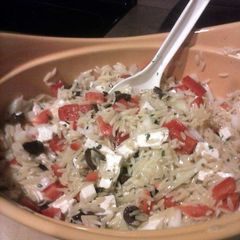 A picture of Mediterranean orzo salad.