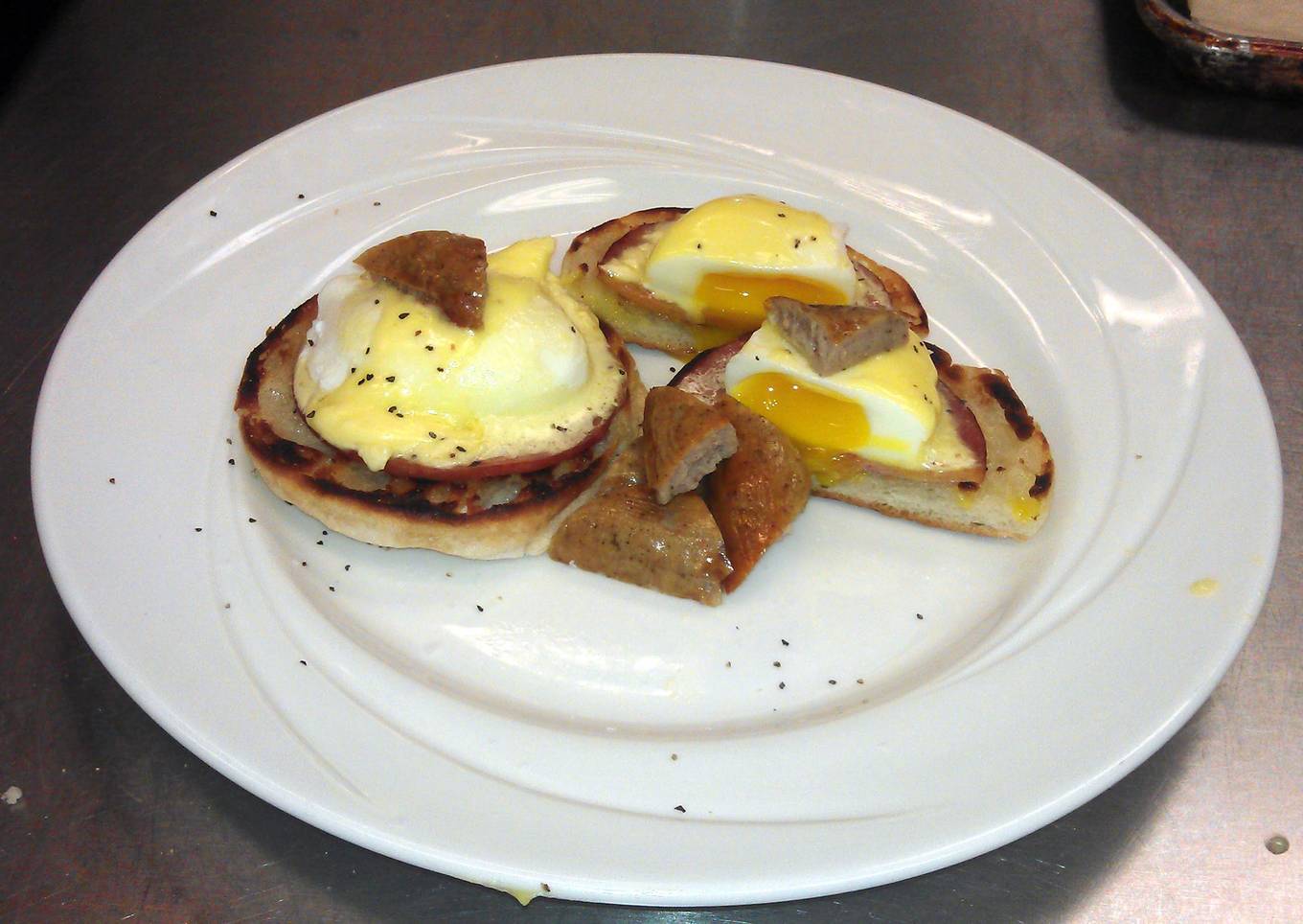 Eggs Benedict
