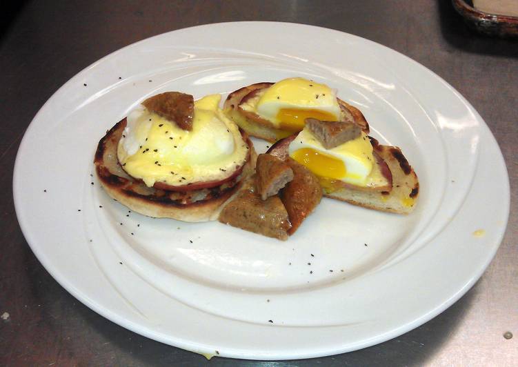 Recipe of Speedy Eggs Benedict