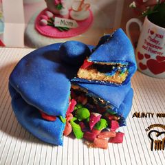 A picture of Bowl with cover fondant cake😍.