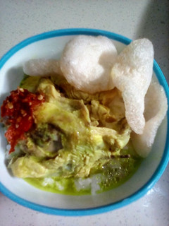 Foto resep Bubur ayam kuah kuning enak