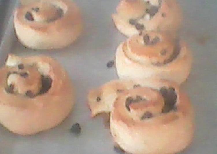 Steps to Make Ultimate Chelsea Bun