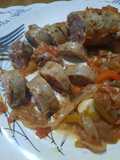 Chorizos al vino tinto en olla