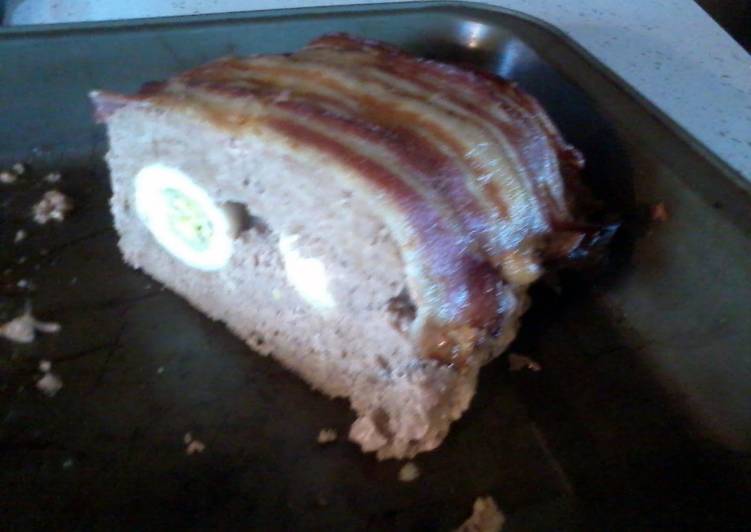 Steps to Make Award-winning Bacon Wrapped Meatloaf