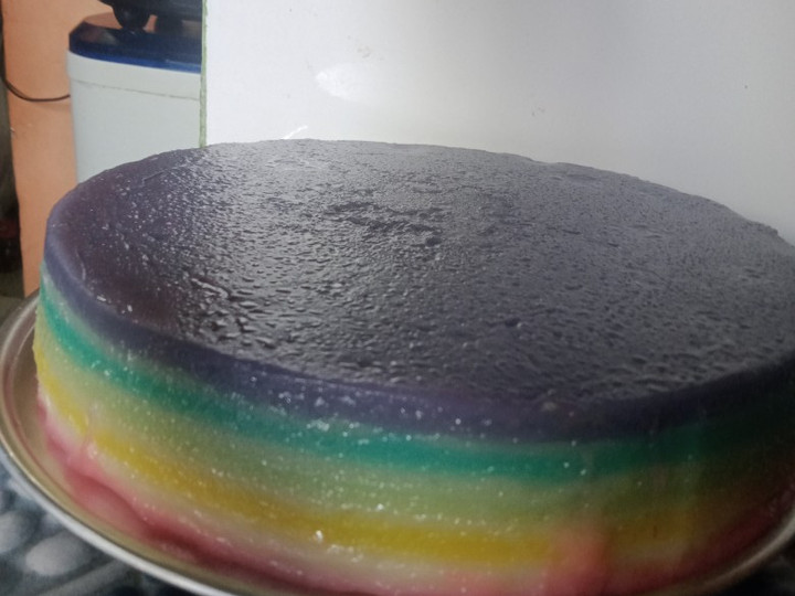 Bagaimana Menyiapkan Lapis tepung terigu &amp;amp; sagu rainbow, Enak