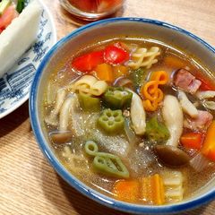 A picture of Healthy Vegetable Soup with Macaroni.