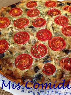 Una foto de Quiche de berenjenas, tomatitos y bacon
