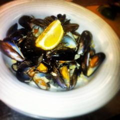 A picture of Mussels Marinara.