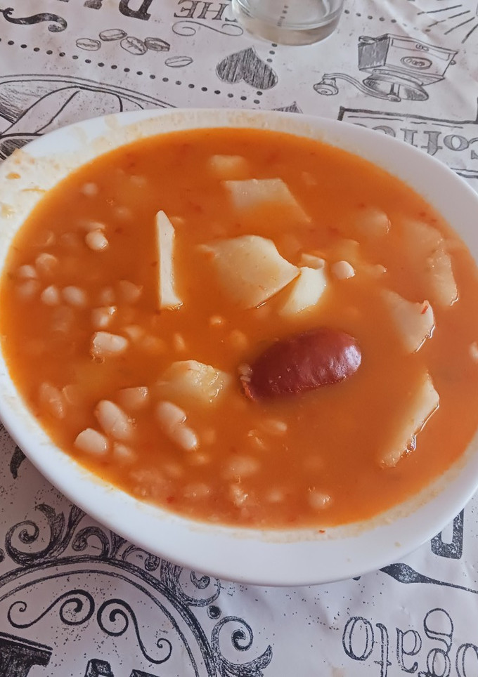 Una foto de Judías blancas guisadas