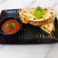 A picture of Pizza sandwich.