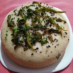 A picture of Without oil suji dhokla.