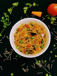 सेवई उपमा (sevai upma recipe in Hindi) रेसिपी मुख्य फोटो