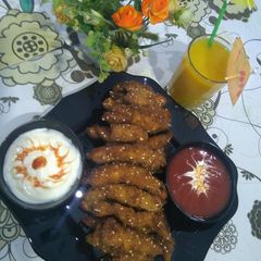 A picture of Chicken Fingers.