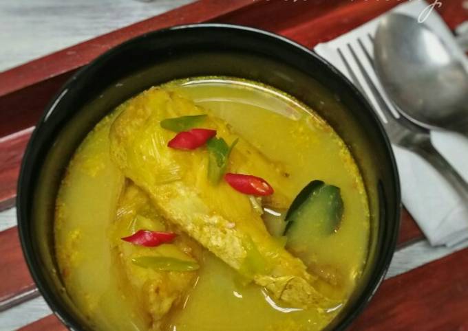 Resep Sup Ikan Kuah Kuning Oleh Dapoer Aye Ani Cookpad