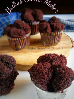 Foto resep Bolu Kukus Coklat Mekar (nyoklat, moist, no mixer, no telur)