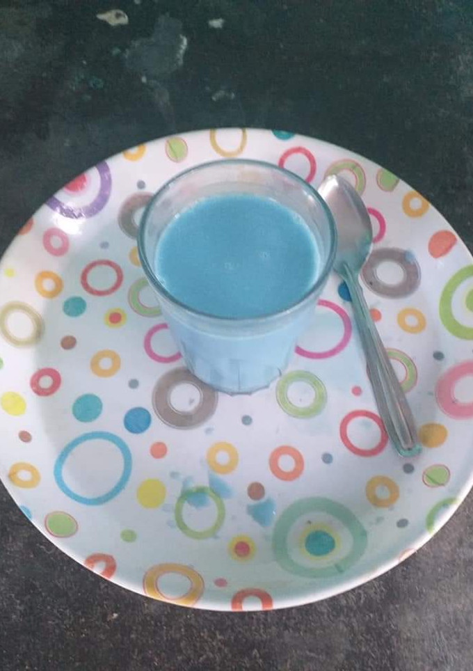 சங்குப்பூ மில்க் ஷேக்(sangu poo milkshake reipe in tamil) செய்முறை முக்கிய புகைப்படம்