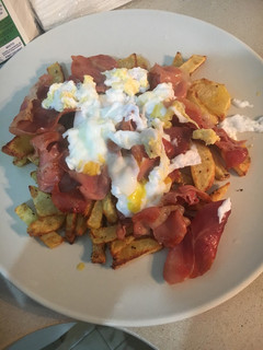 Una foto de Huevos rotos fáciles