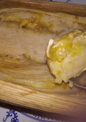 Una foto de Tamales verdes, de rajas y dulces