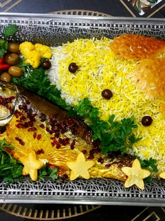 عکسی از دستور ماهی شکم پر در فر
