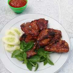 A picture of Ayam Bakar Kalasan.
