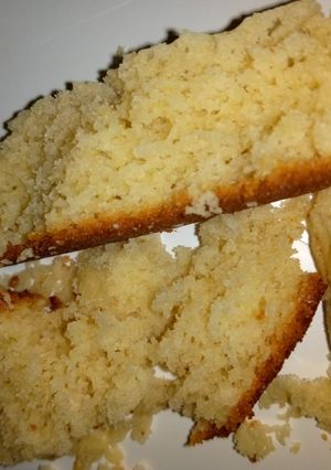 A picture of Moist lemon cake using a pan 🍳.