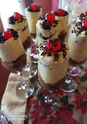 Φωτογραφία της συνταγής Τσιζ Κέικ στο ποτήρι πανεύκολο