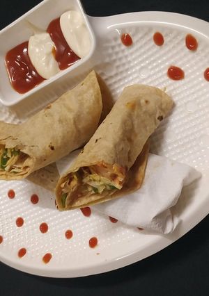 A picture of Schezwan Mayo Veggie Roll.