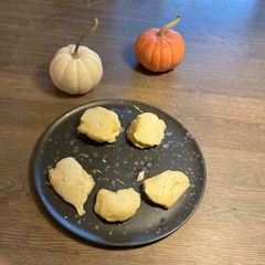 A picture of Super tasty mini pancake.
