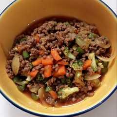 รูปของ Daging giling tumis sayuran untuk anak 2th keatas