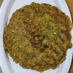 A picture of Millet flour thalipeeth.